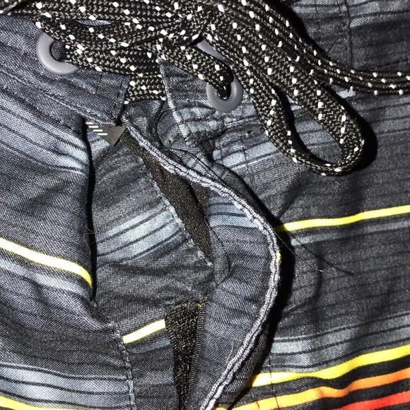 Boys Ocean Current Swim Trunks Size Large 14/16 - Picture 2 of 7